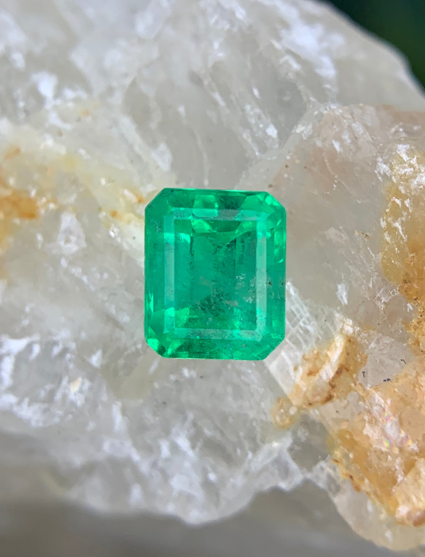 0.79 cts Colombian Emerald