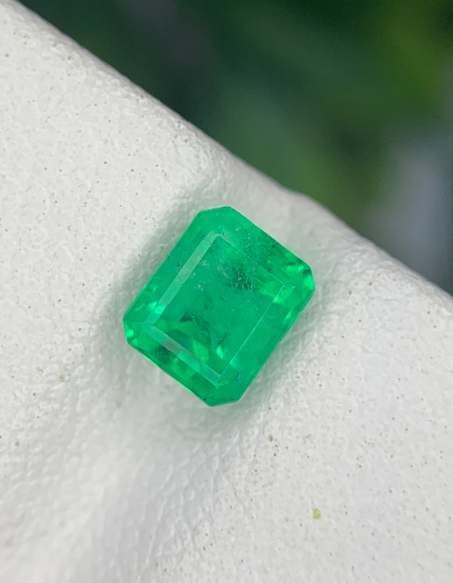 0.79 cts Colombian Emerald