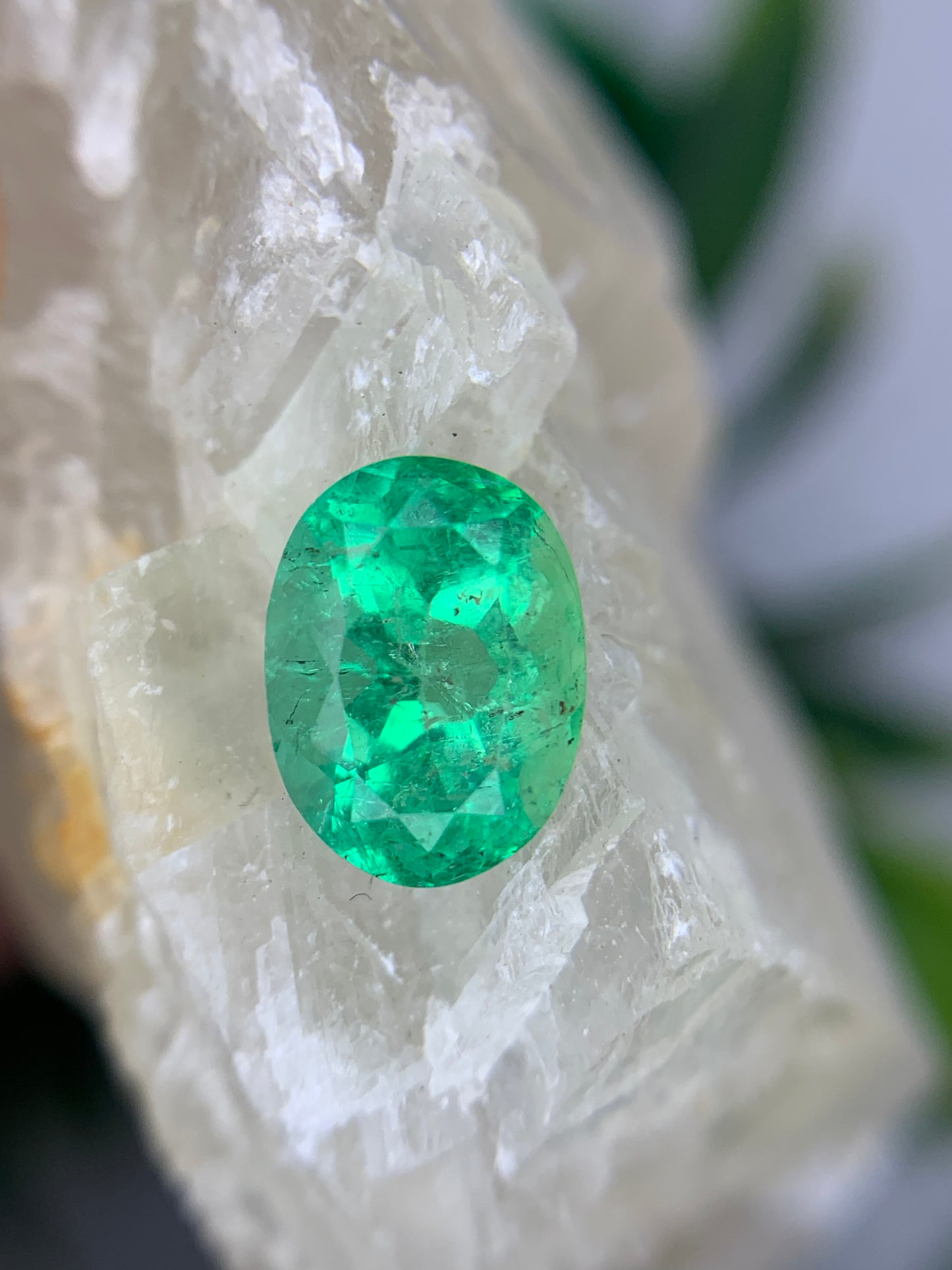 1.86 cts Colombian Emerald