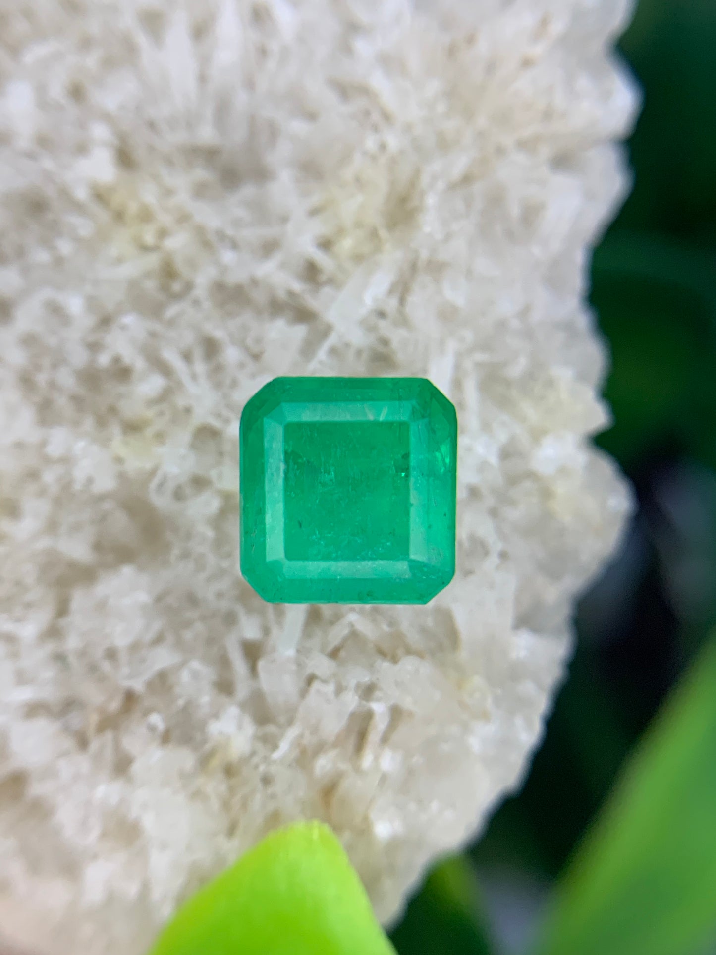 1.56 cts Colombian Emerald