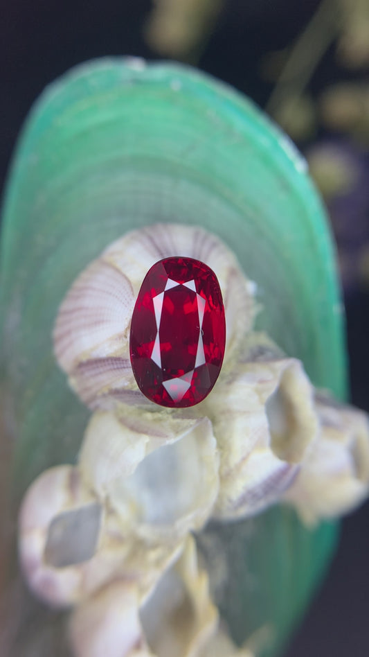 3.03 cts Vivid Red Pigeon Blood Ruby